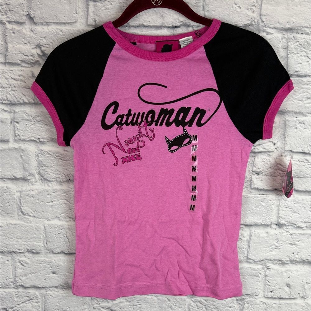 Pink and Black Catwoman Graphic Tee Juniors NWT Size Medium